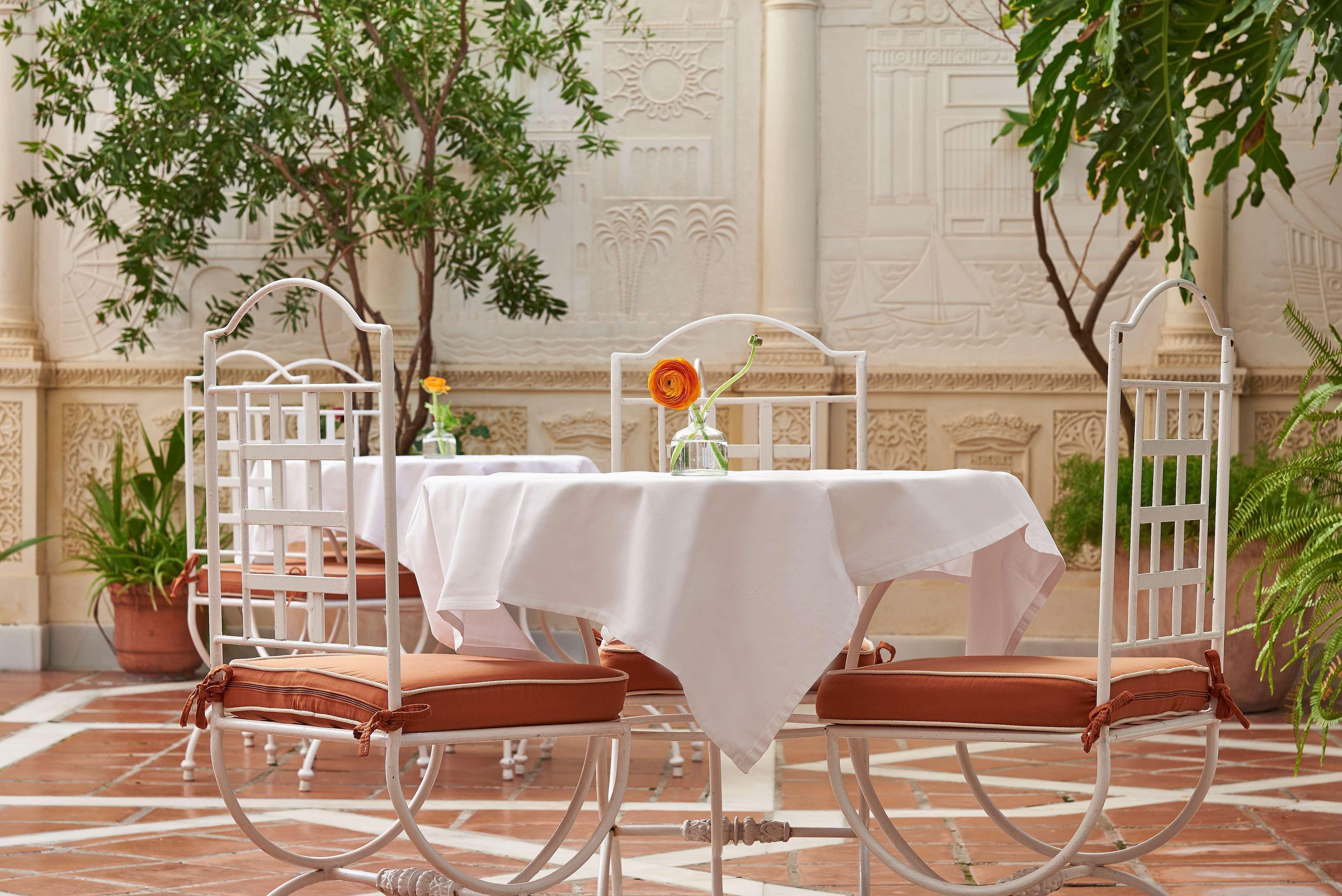 Nh Cordoba Califa Hotel Bagian luar foto